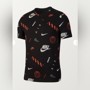 NIKE
portswear Nike Logo Print T-Shirt Black